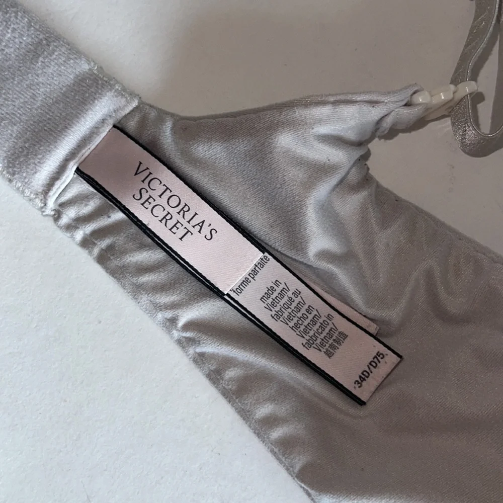 Victoria’s Secret White With Pink Lace Trim Body By Victoria Perfect Shape Bra